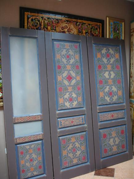 Роспись двери в марокканском стиле